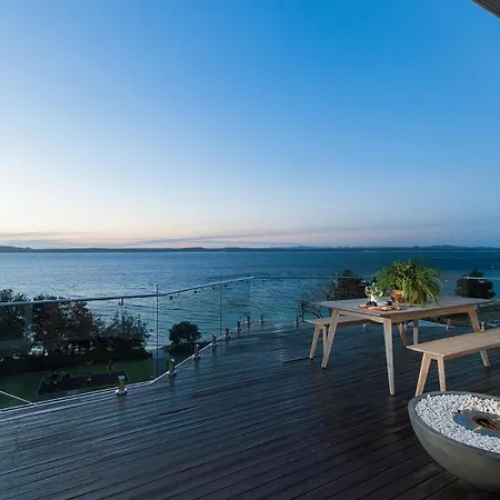Riviera - Panoramic Water Views In The Heart Of Nelson Bay Villa Exterior photo