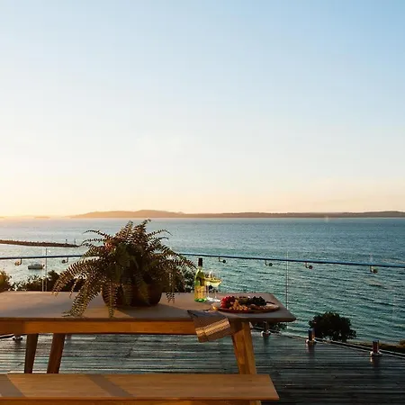 Riviera - Panoramic Water Views In The Heart Of Nelson Bay Villa Exterior photo