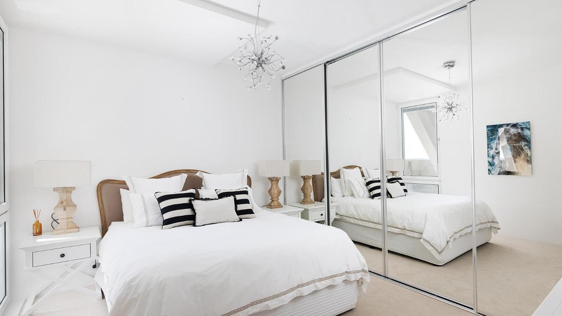 Riviera - Panoramic Water Views In The Heart Of Holiday home *
