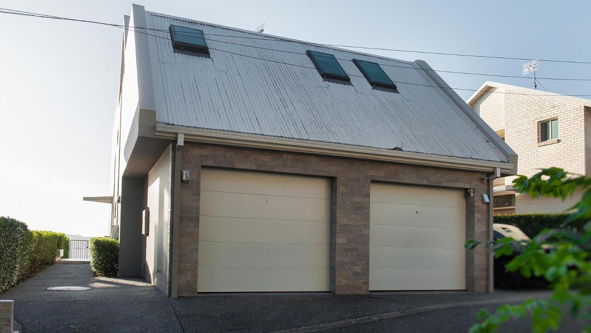 Riviera - Panoramic Water Views In The Heart Of Holiday home *