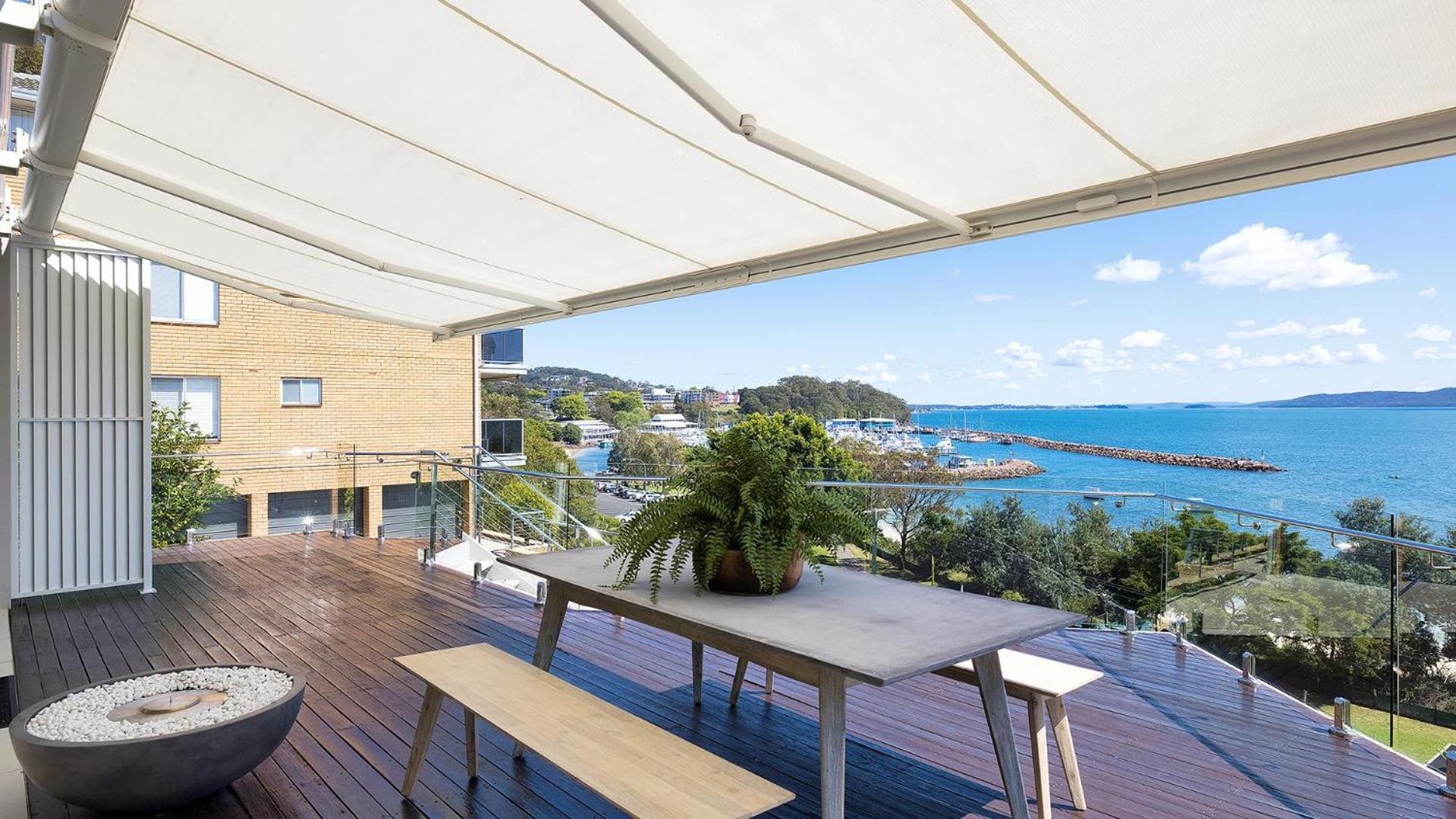 Holiday home Riviera - Panoramic Water Views In The Heart Of *